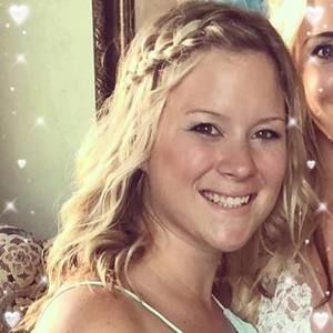 Meet your Posher, Maegan